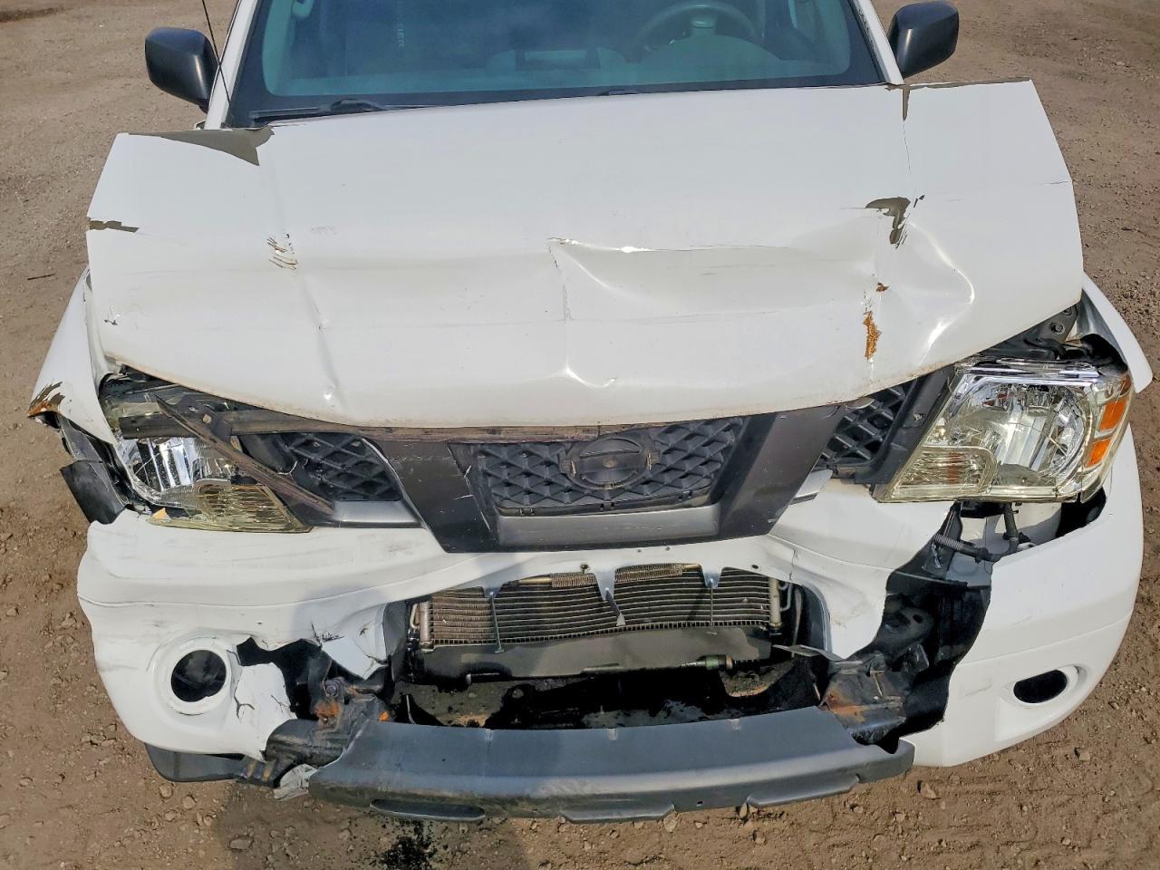 2012 NISSAN Frontier