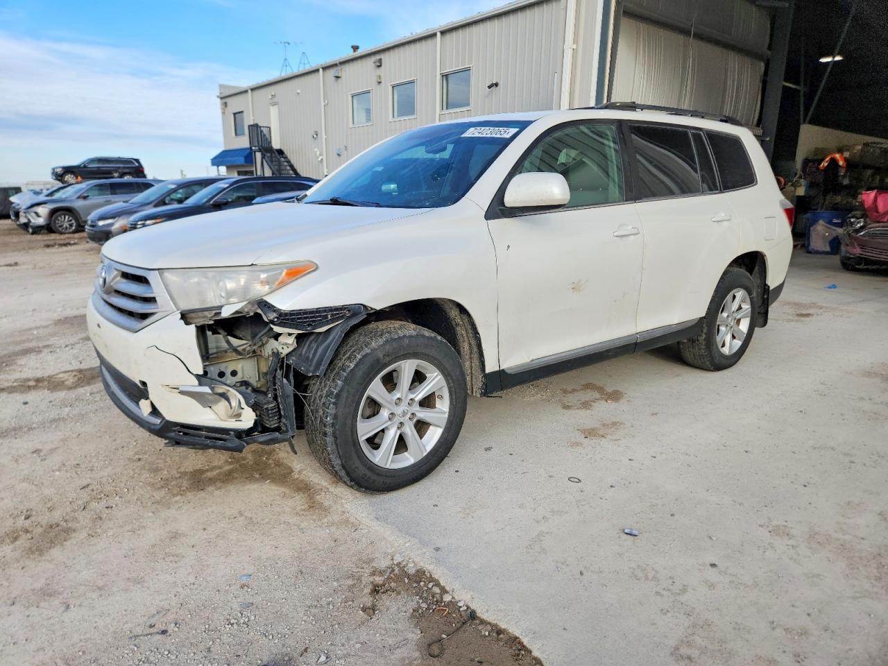 2011 TOYOTA HIGHLANDER
