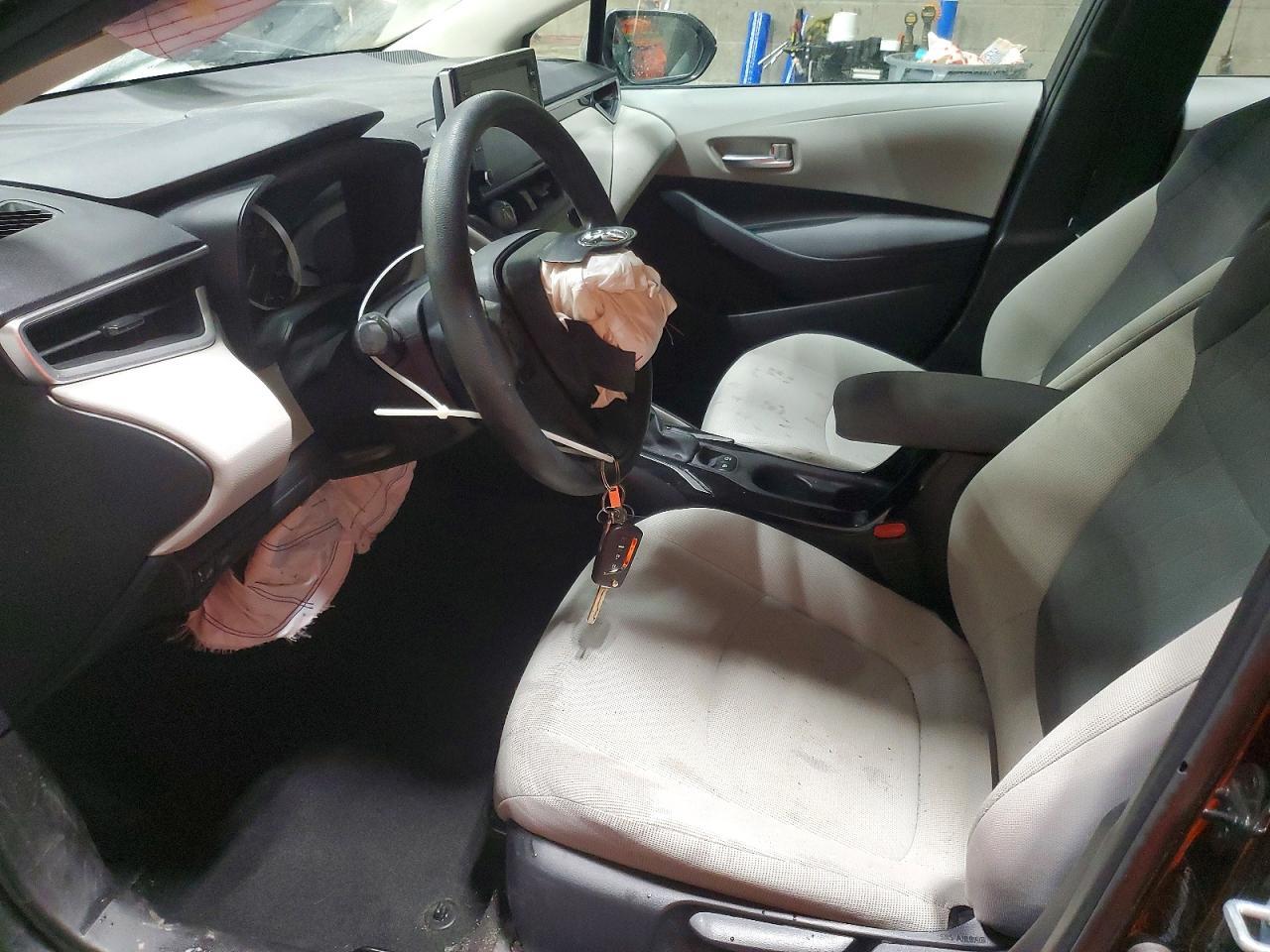 2021 TOYOTA COROLLA