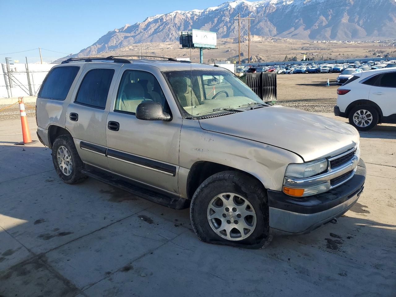 2004 CHEVROLET Tahoe