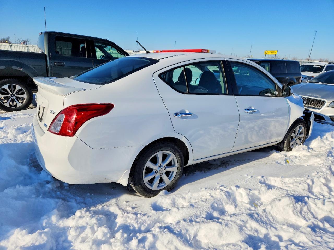 2014 NISSAN VERSA