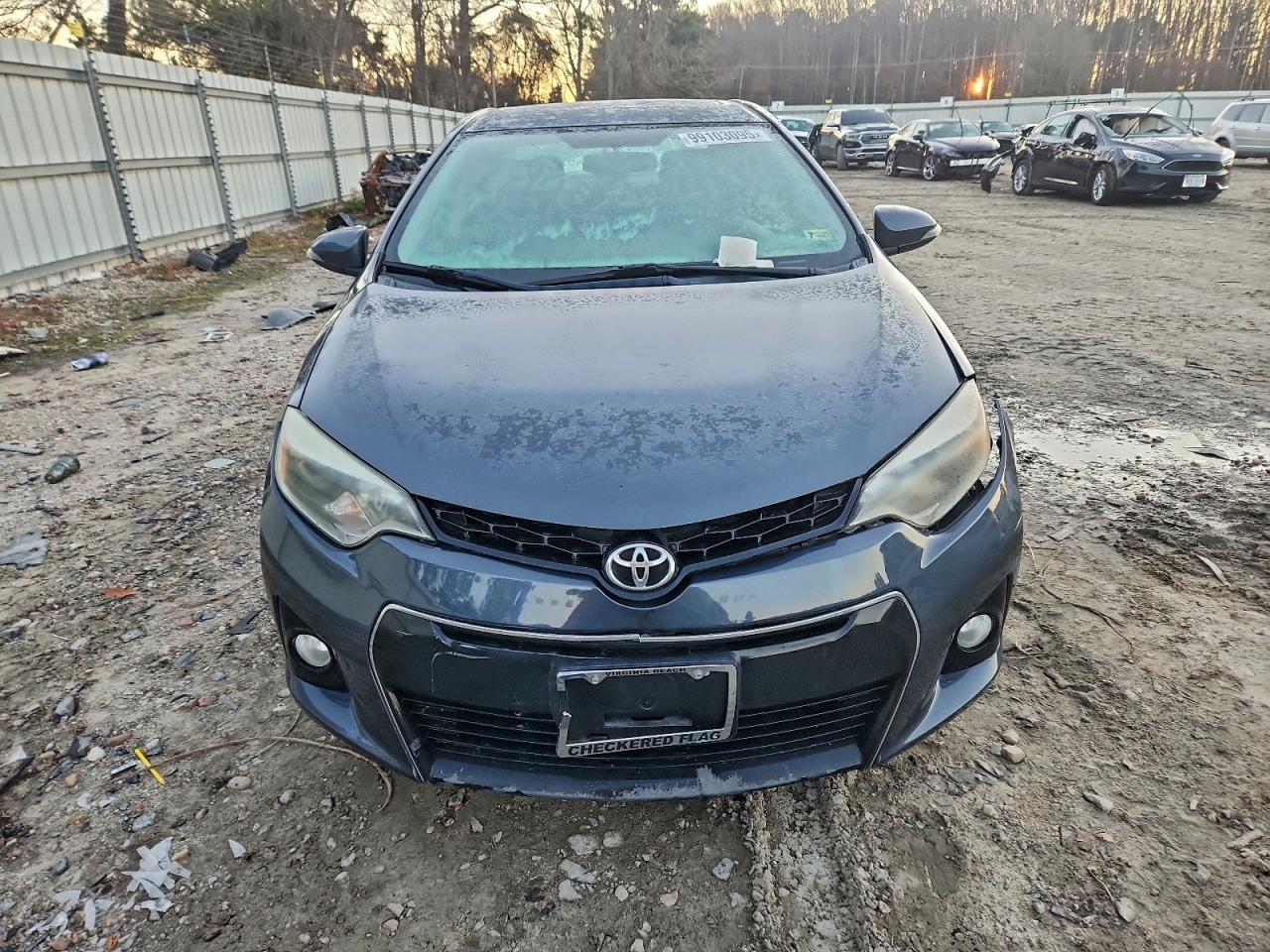 2016 TOYOTA COROLLA
