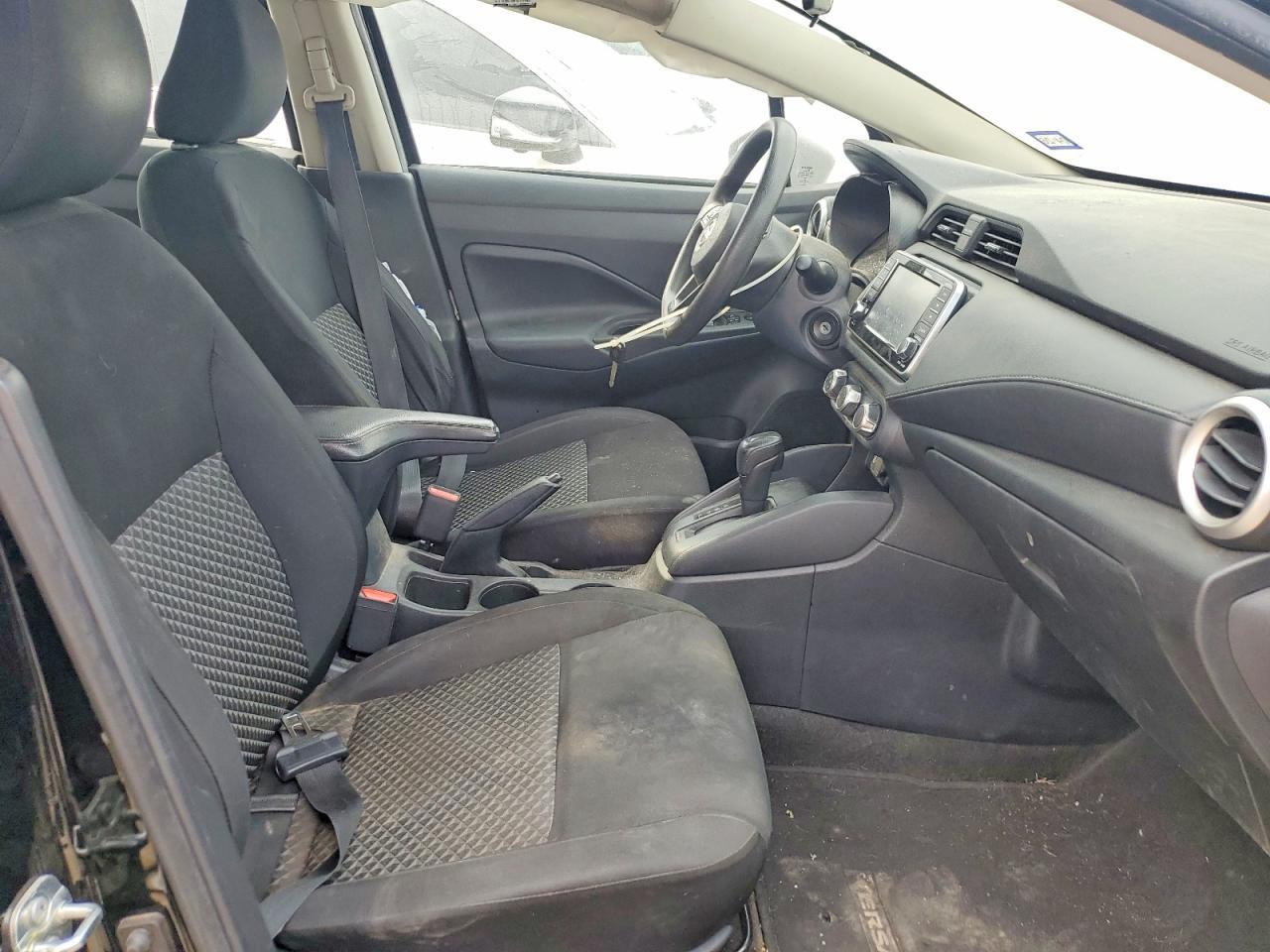 2023 NISSAN VERSA
