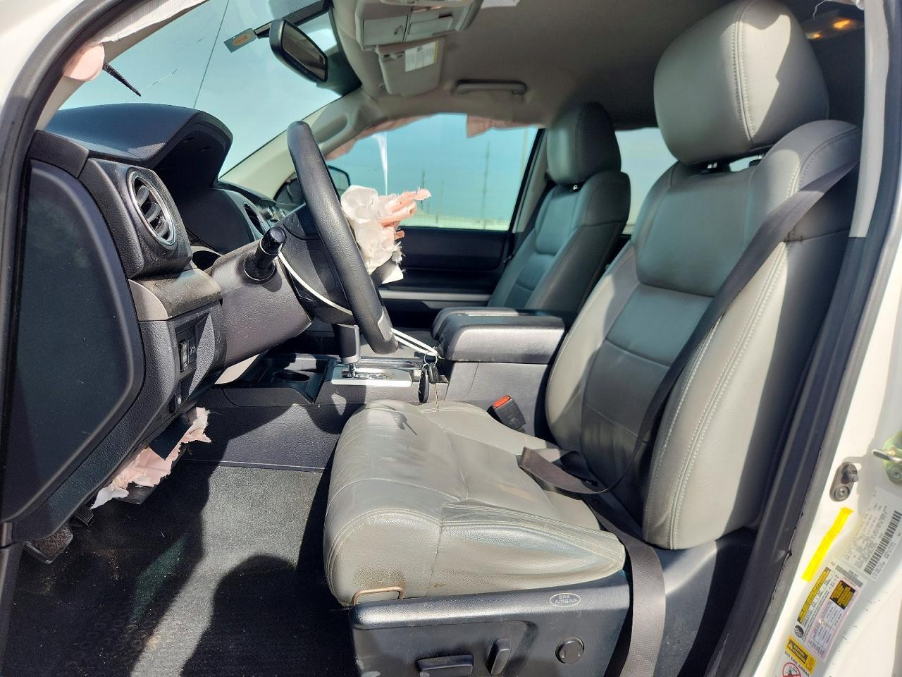 2017 TOYOTA TUNDRA