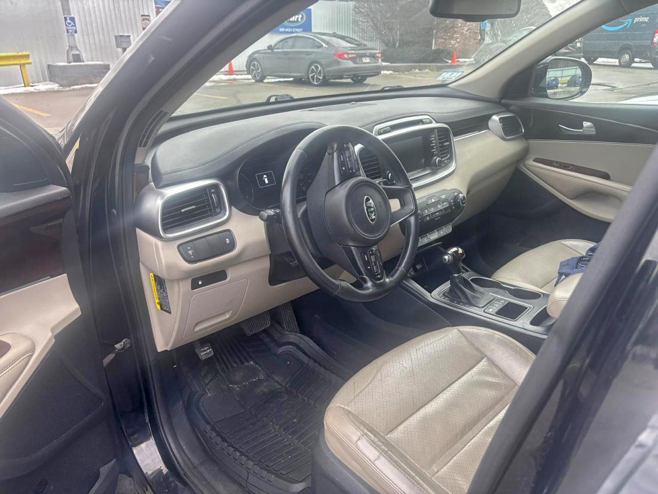 2017 KIA SORENTO