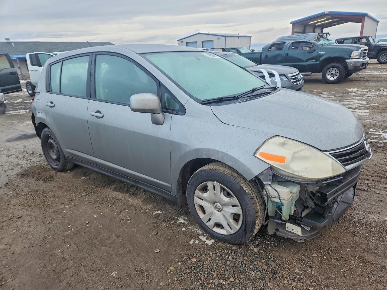 2010 NISSAN VERSA