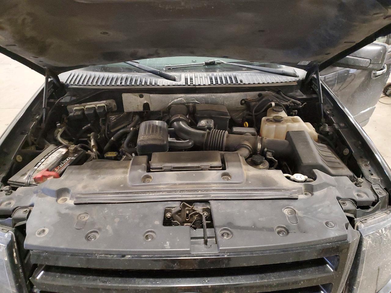 2010 FORD Expedition