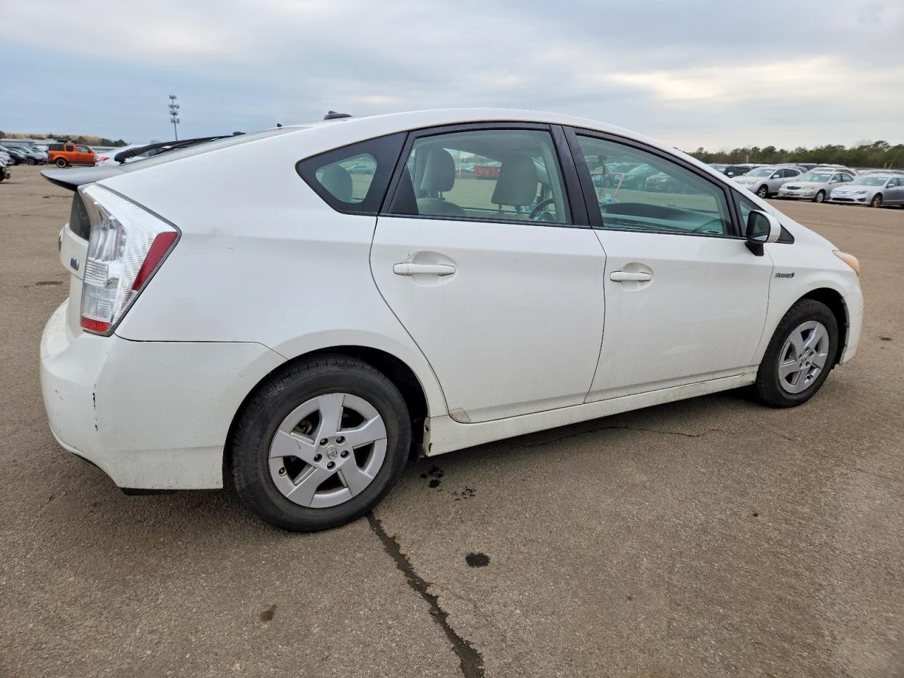 2011 TOYOTA PRIUS