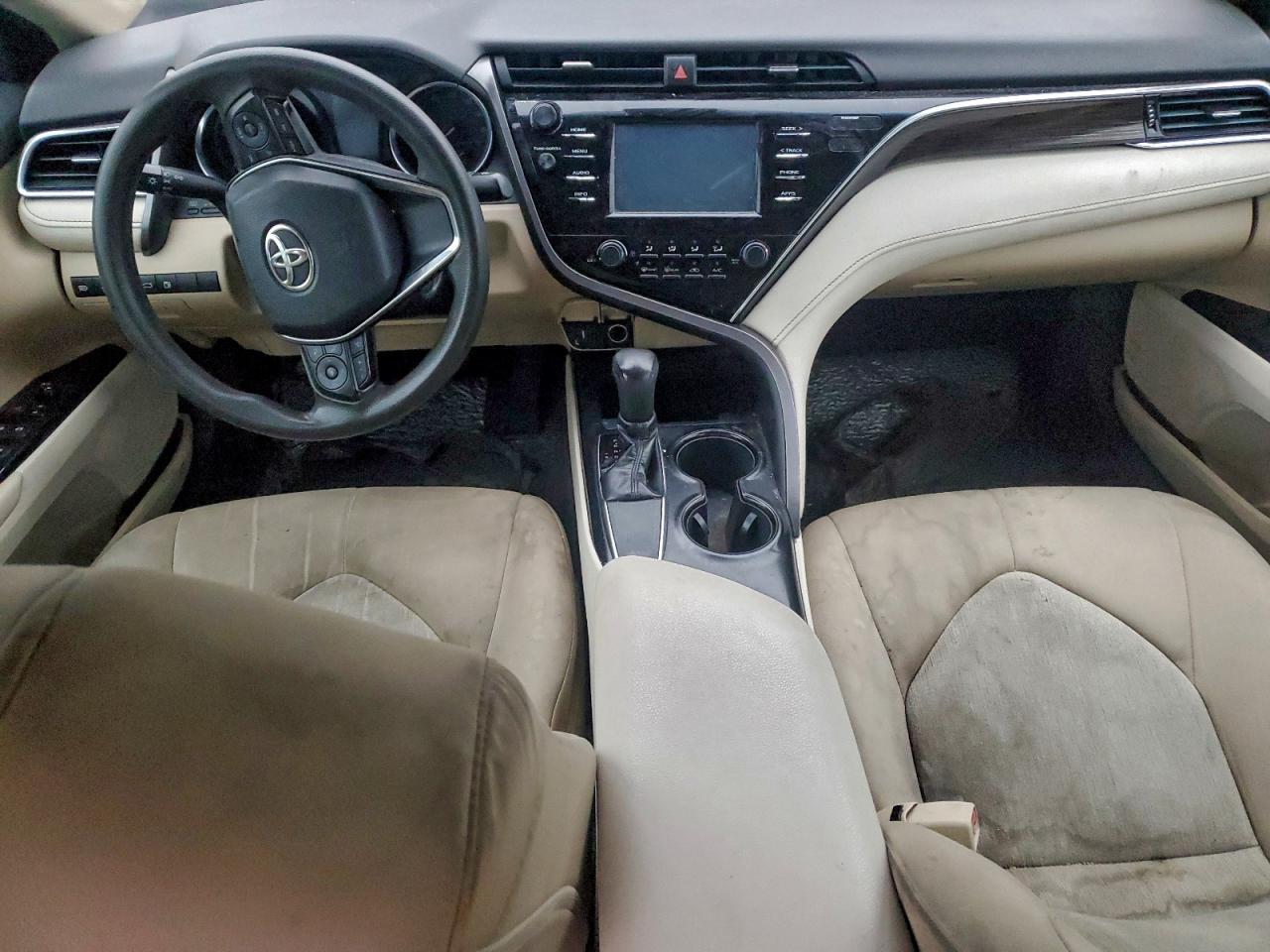 2018 TOYOTA CAMRY