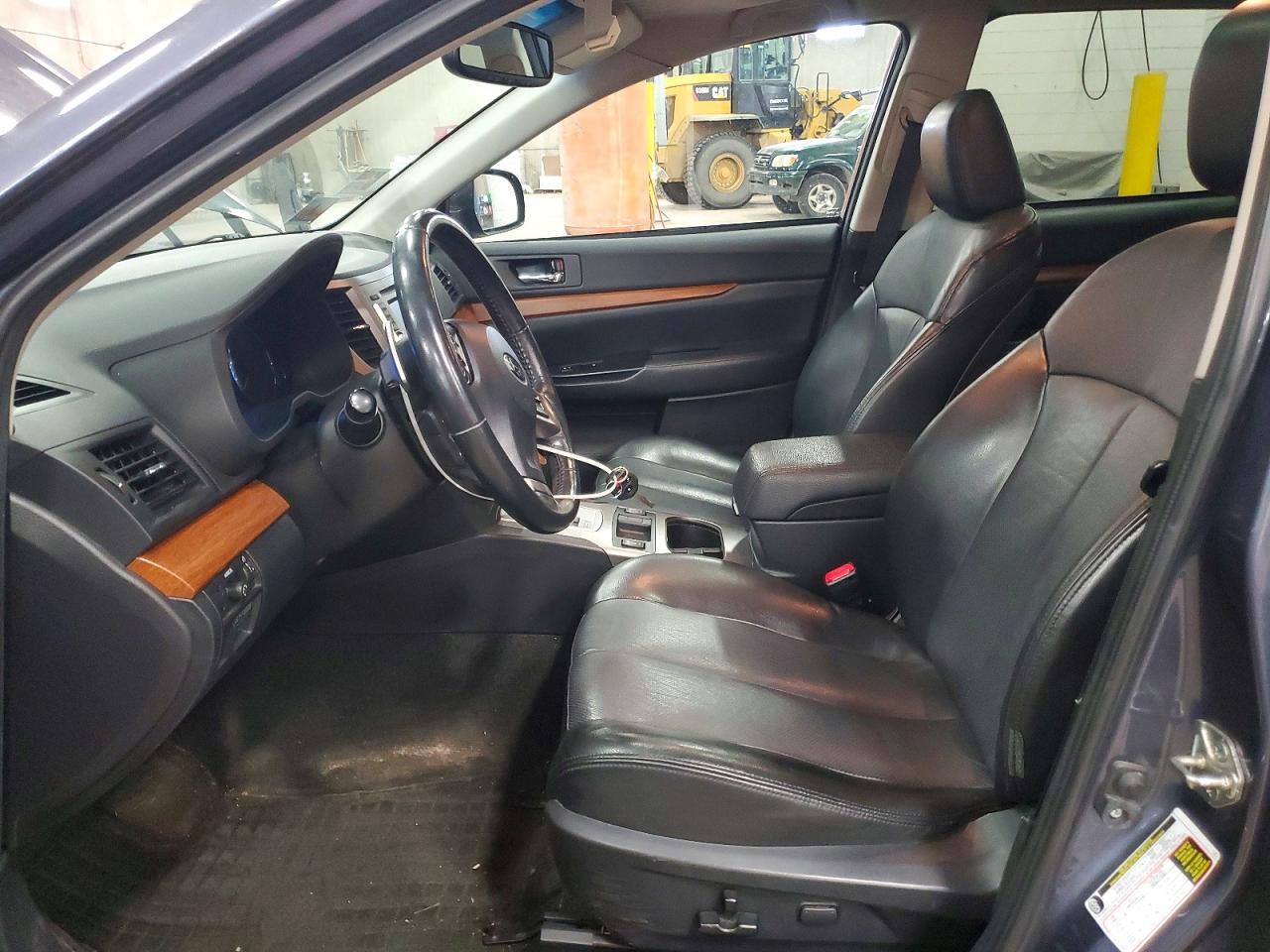 2014 SUBARU Outback