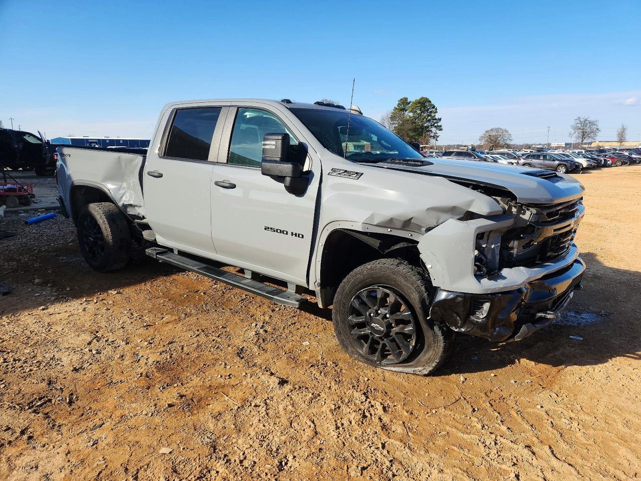 2025 CHEVROLET Silverado