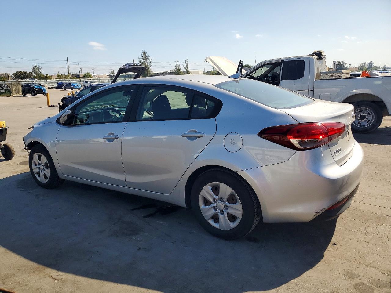 2018 KIA FORTE