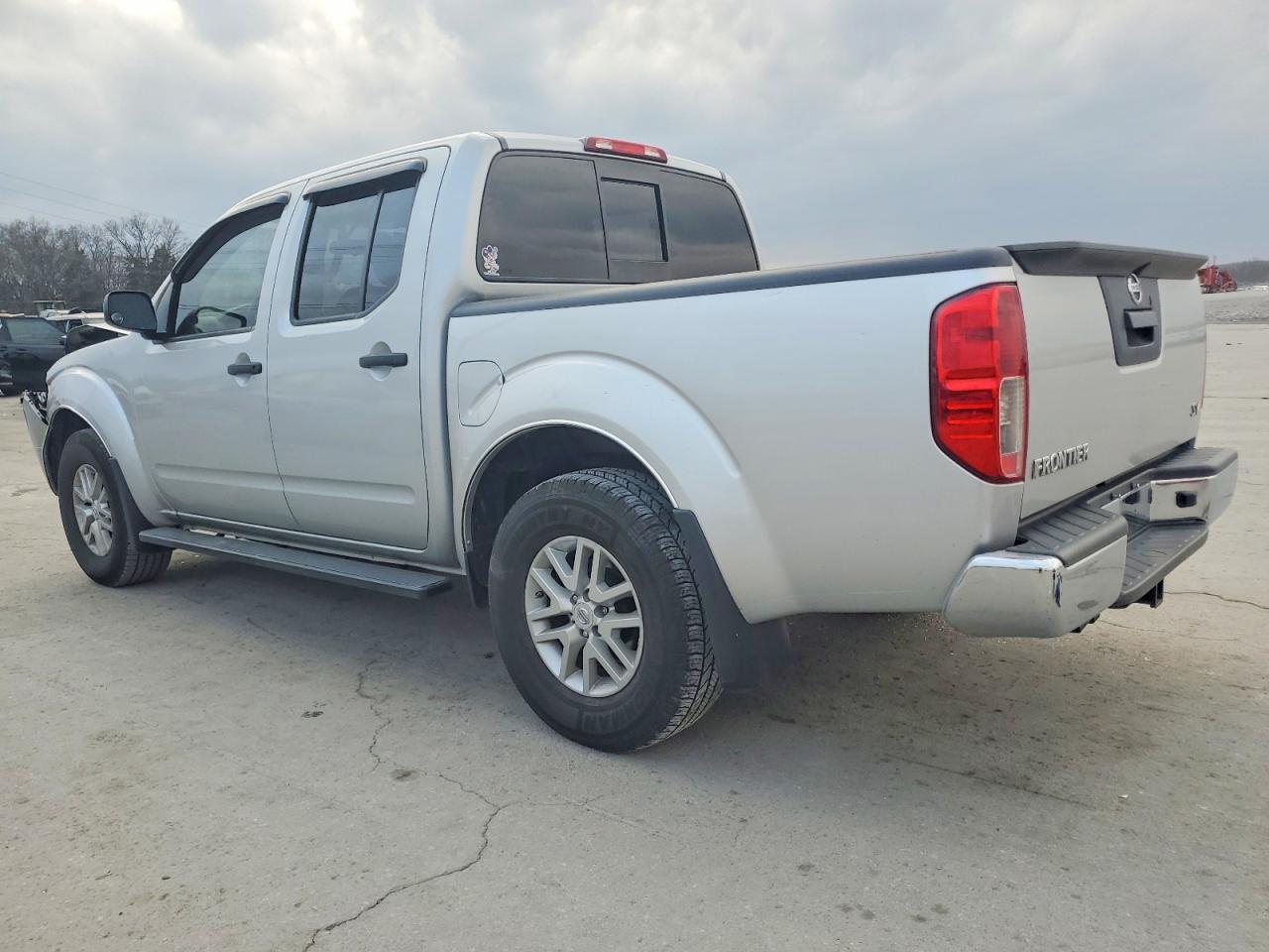 2017 NISSAN Frontier