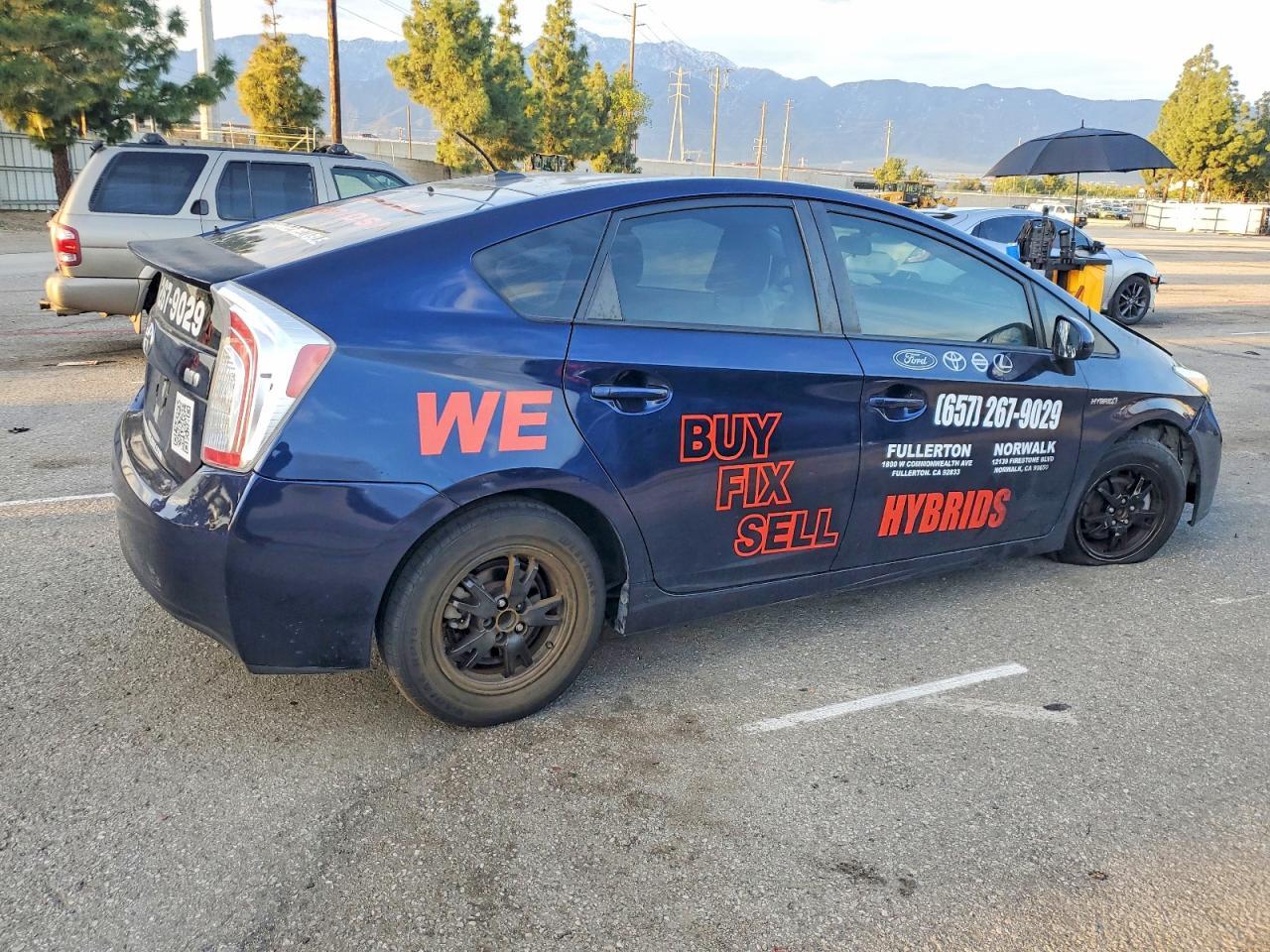 2012 TOYOTA PRIUS