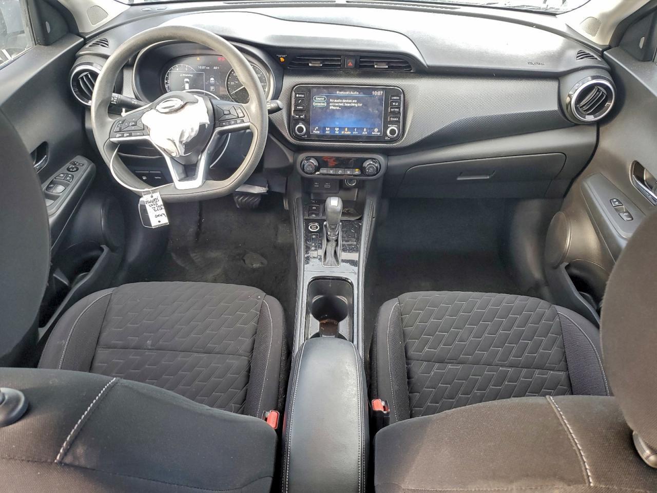 2022 NISSAN KICKS