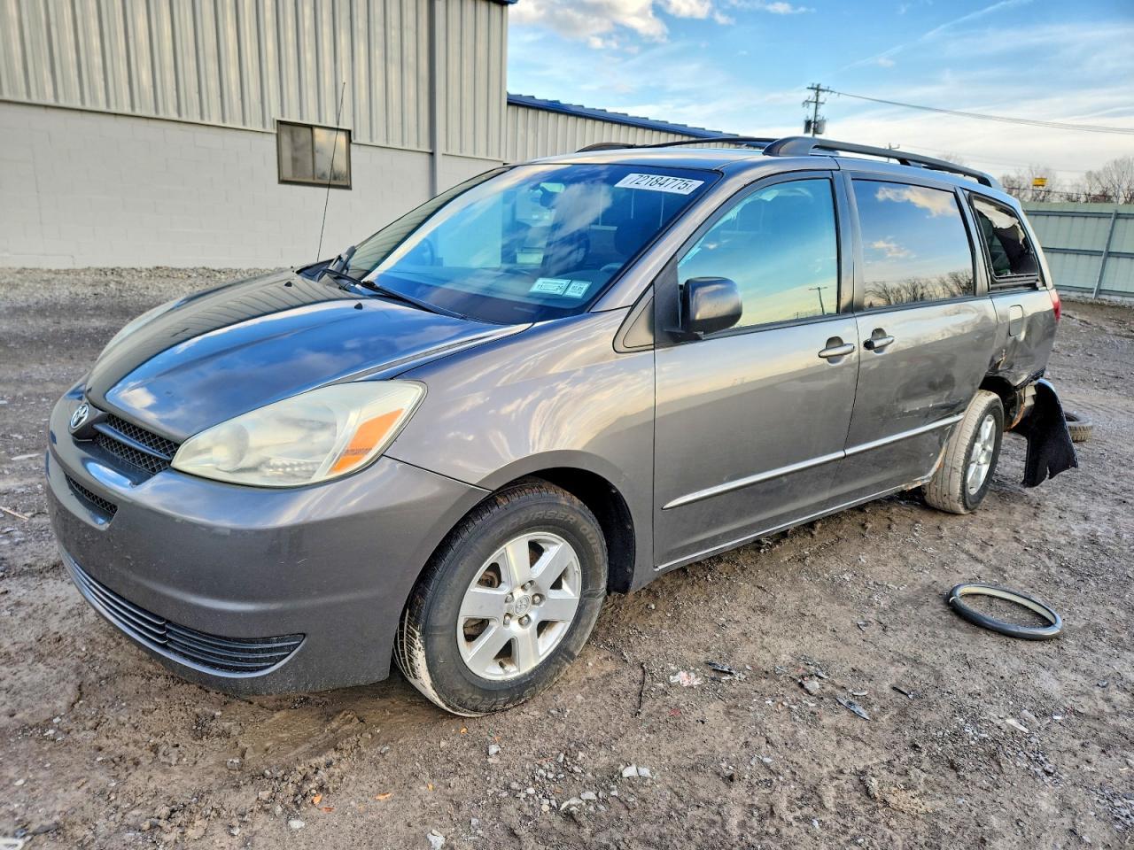 2005 TOYOTA SIENNA