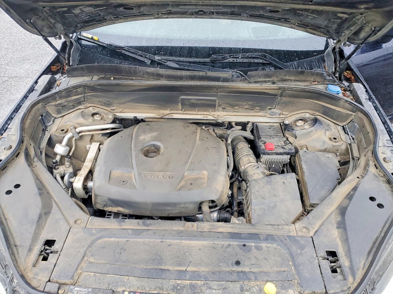2019 VOLVO XC90