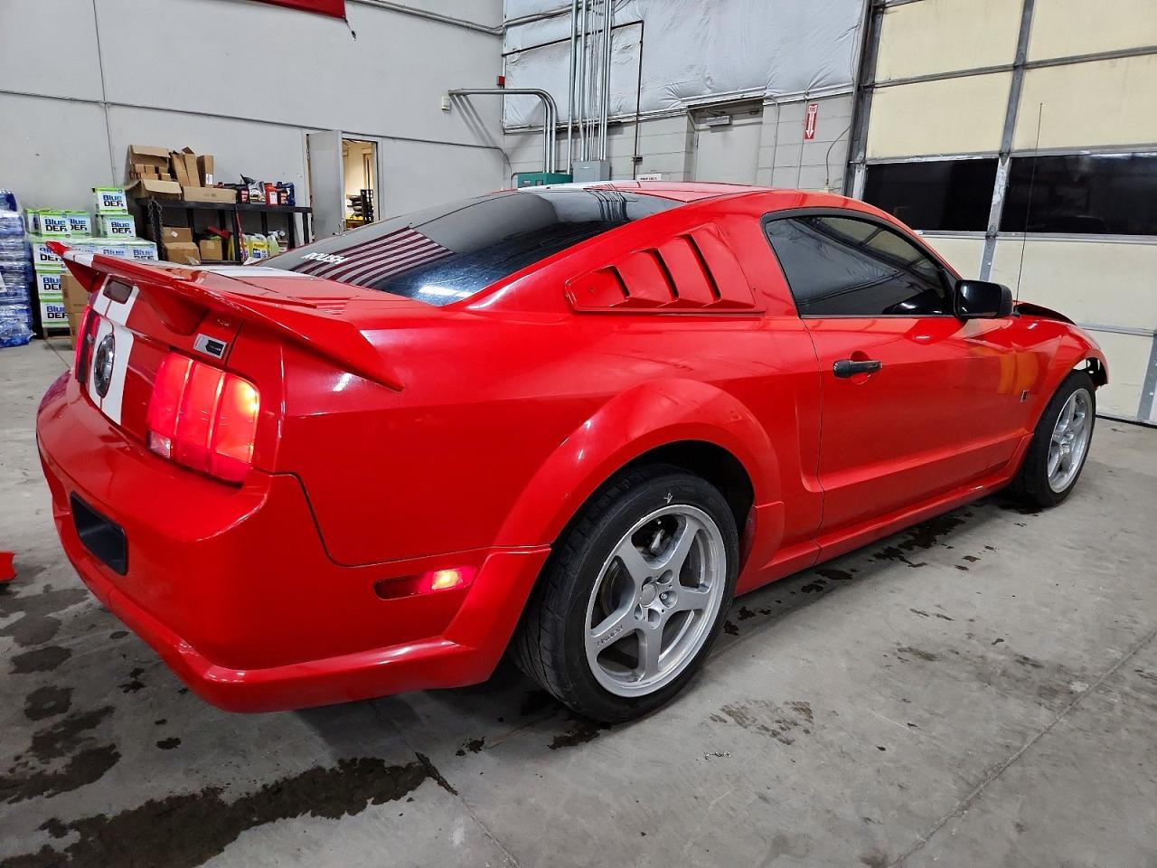2005 FORD MUSTANG