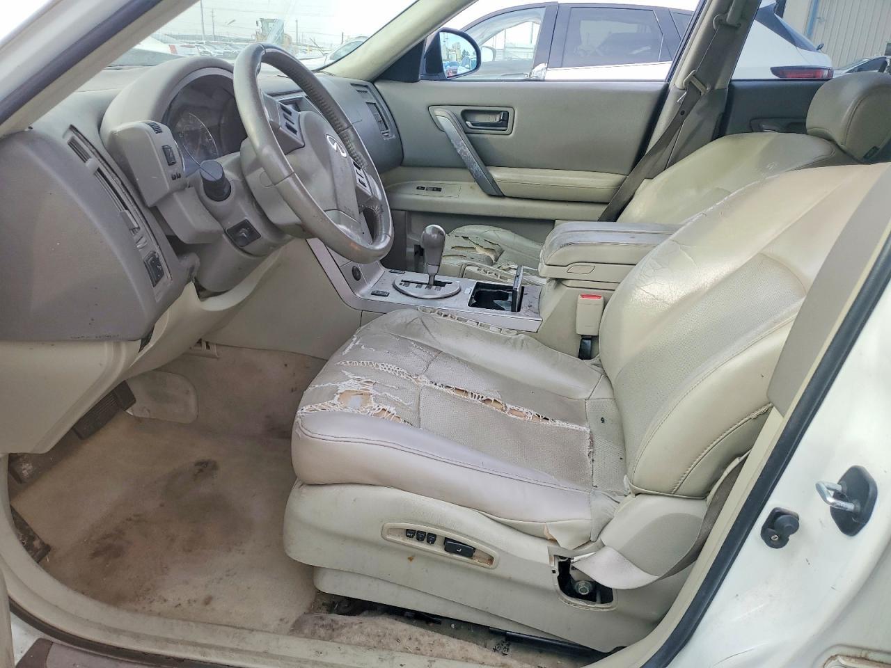 2005 INFINITI FX35