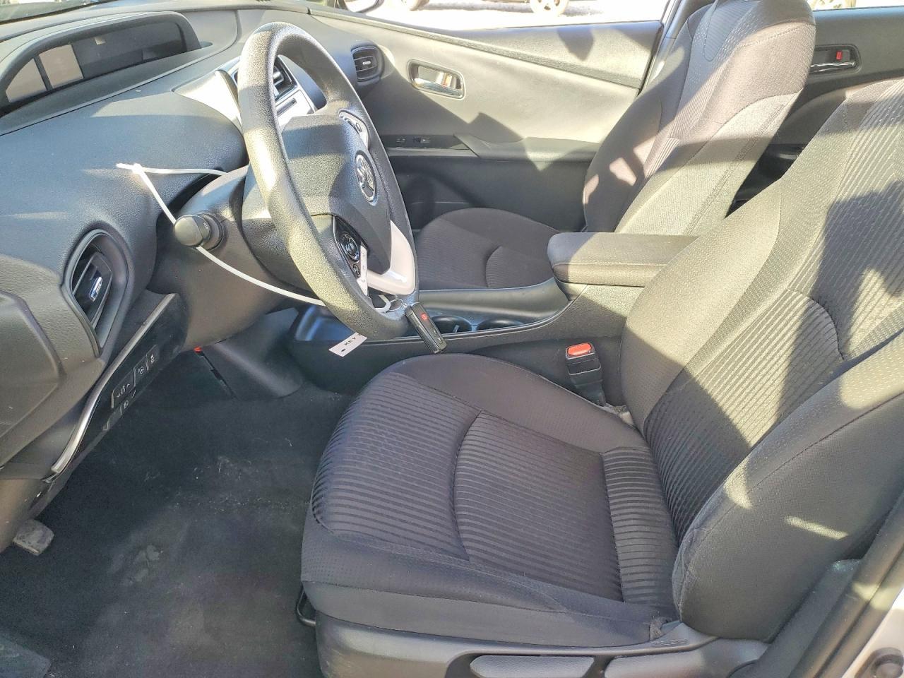 2018 TOYOTA PRIUS