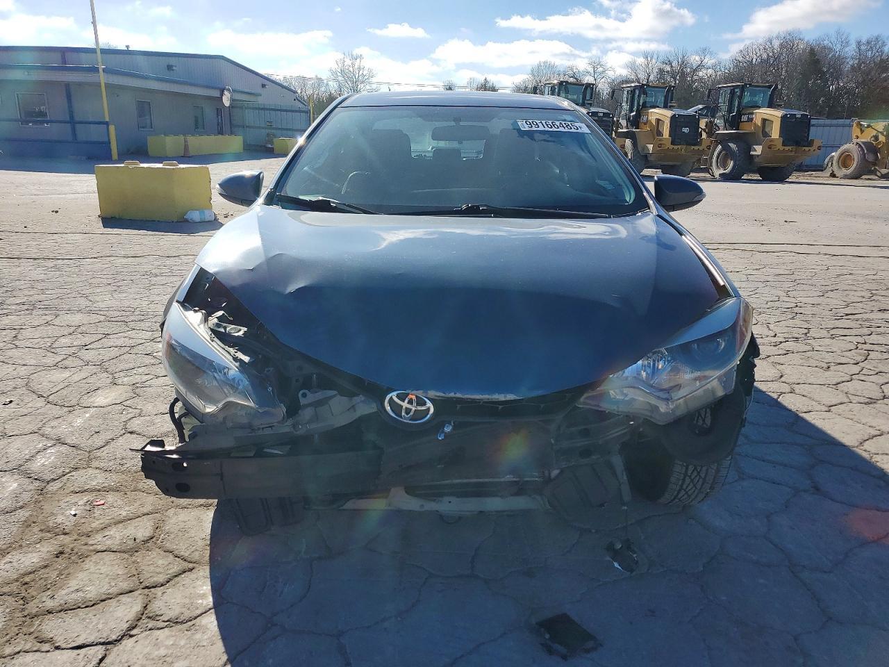 2015 TOYOTA COROLLA