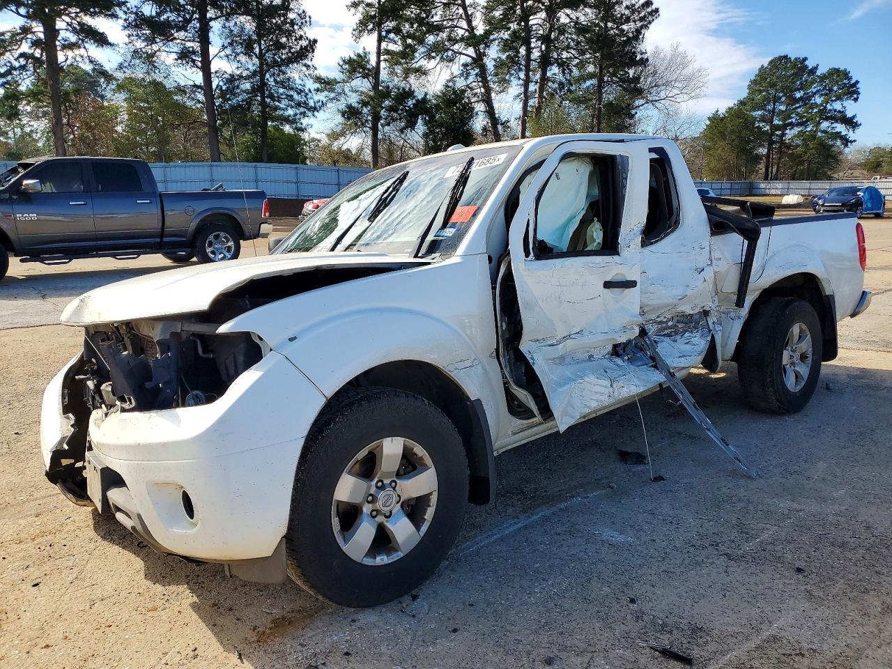 2013 NISSAN Frontier