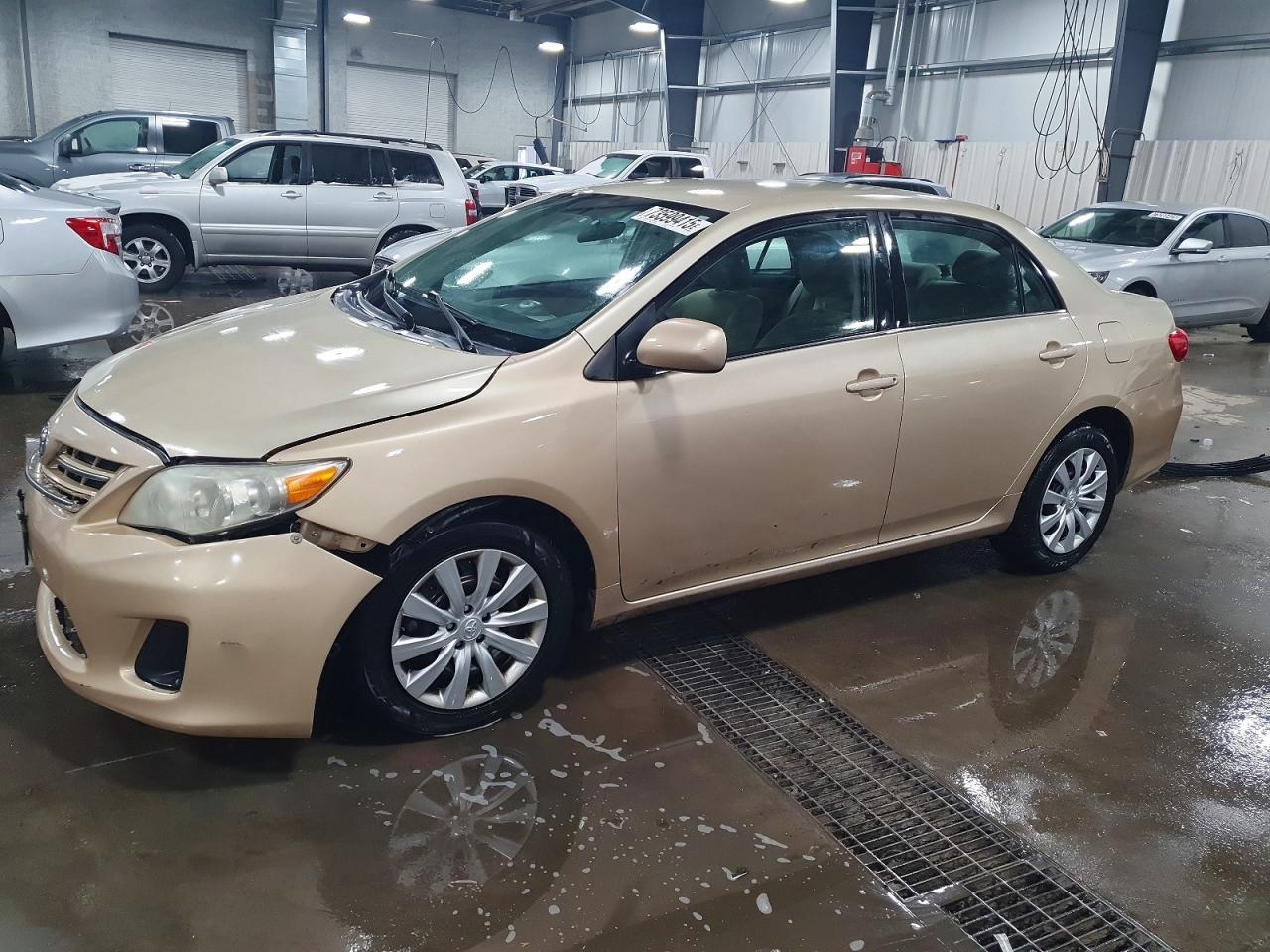 2013 TOYOTA COROLLA