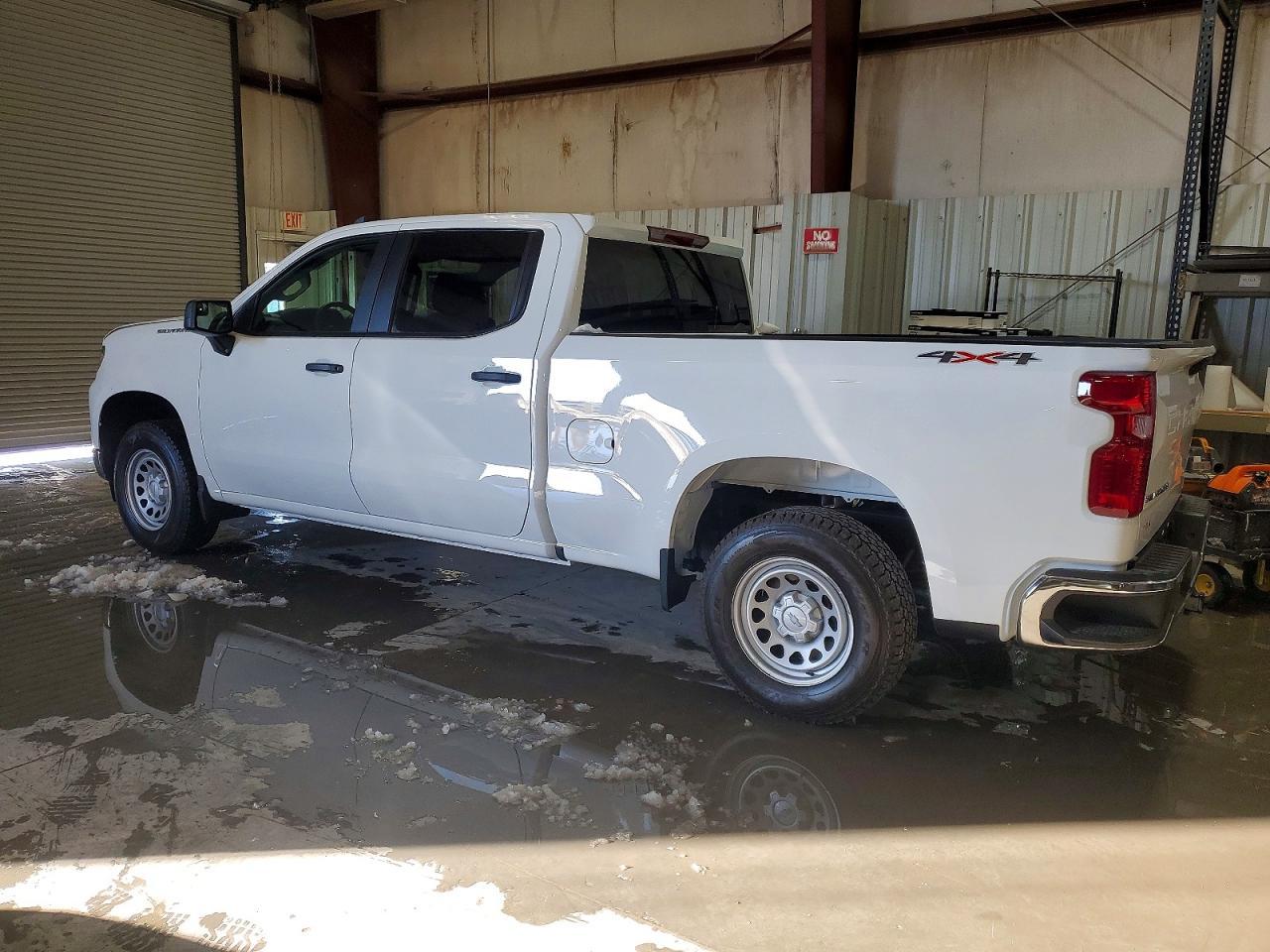 2026 CHEVROLET Silverado