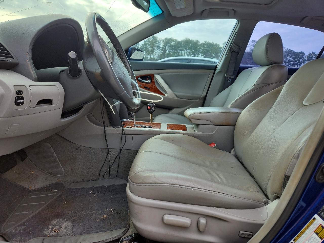2009 TOYOTA CAMRY