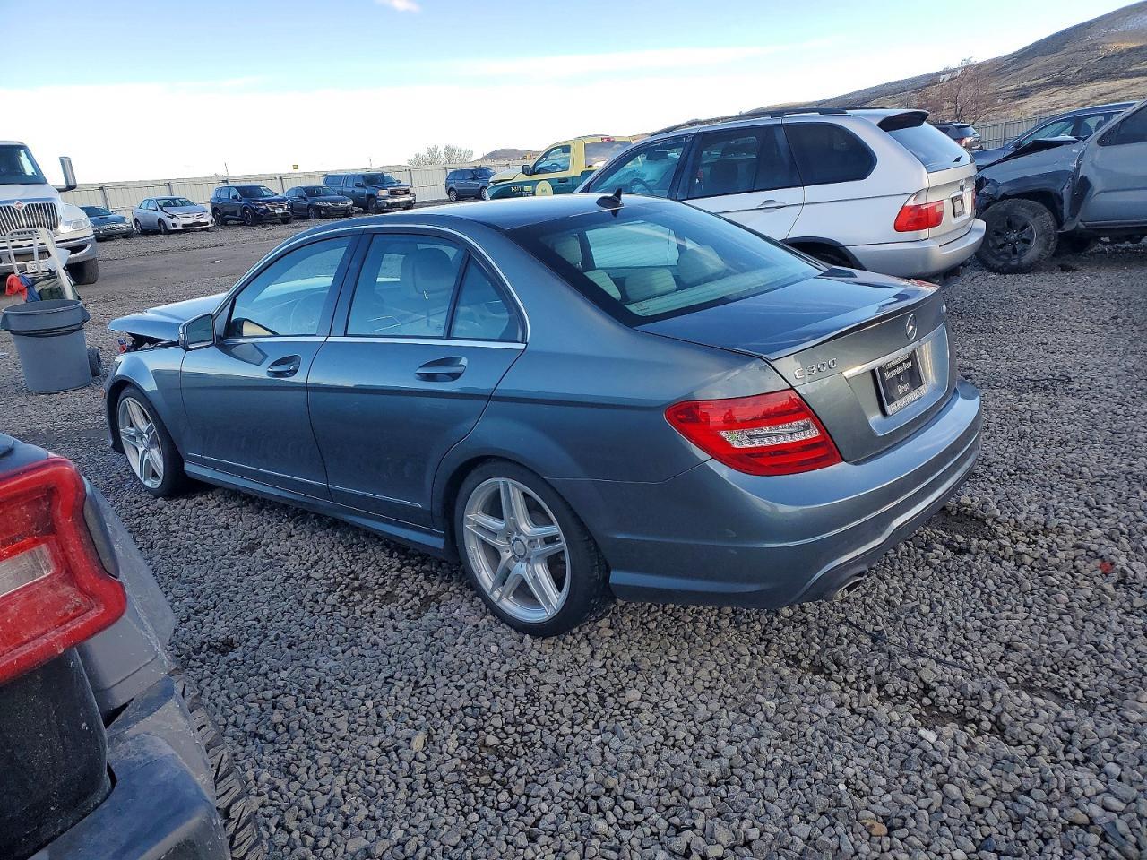 2012 MERCEDES-BENZ C-CLASS