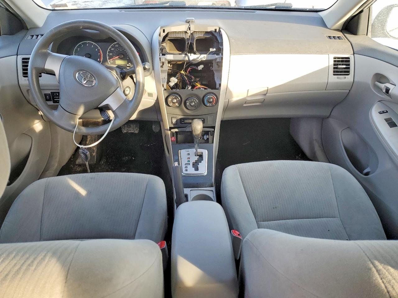 2010 TOYOTA COROLLA