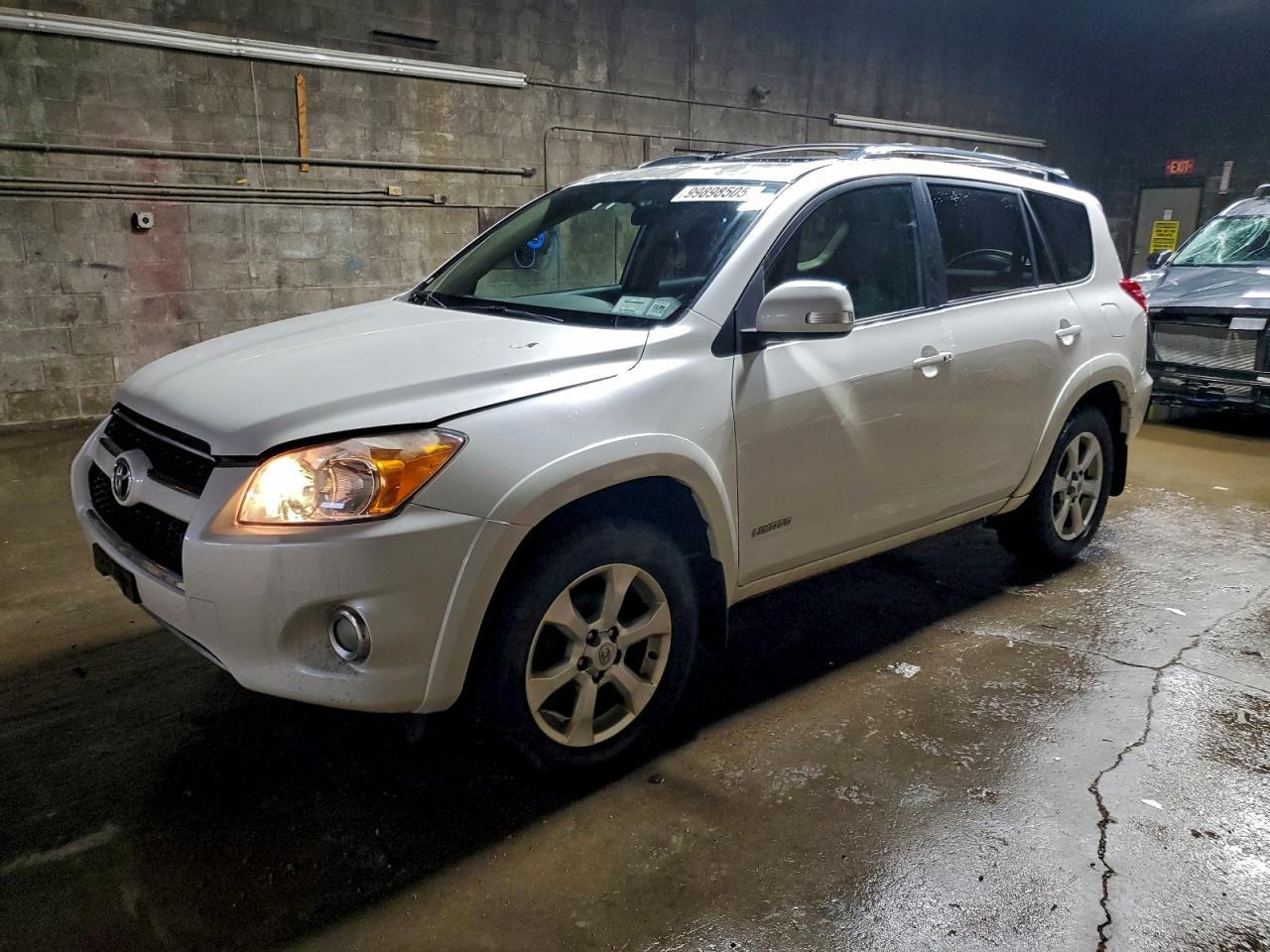 2011 TOYOTA RAV4