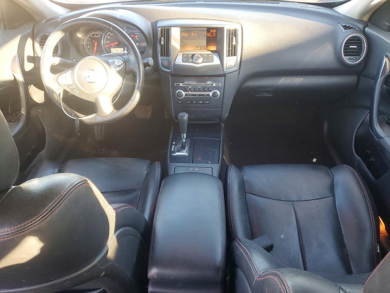2014 NISSAN Maxima