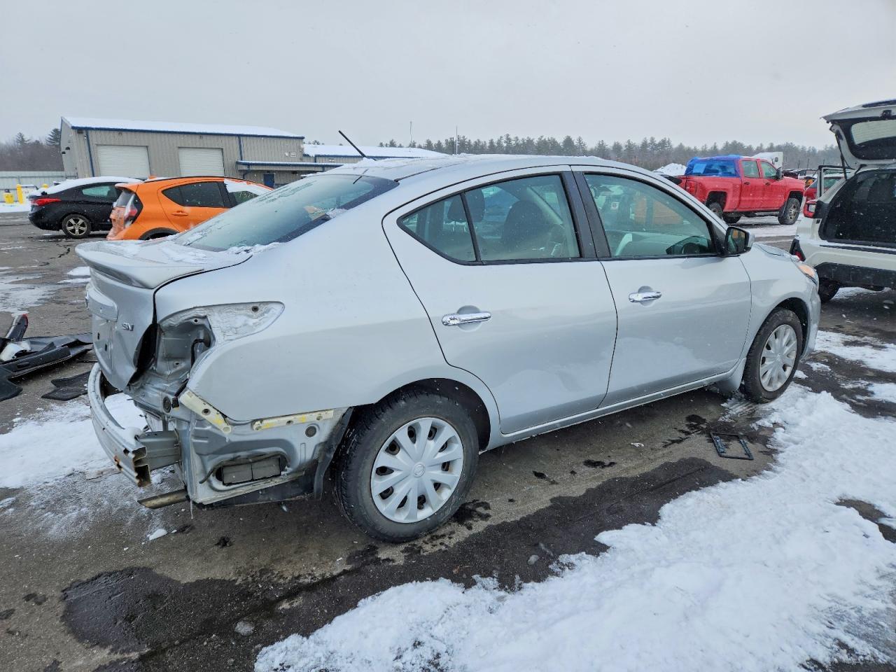 2018 NISSAN VERSA