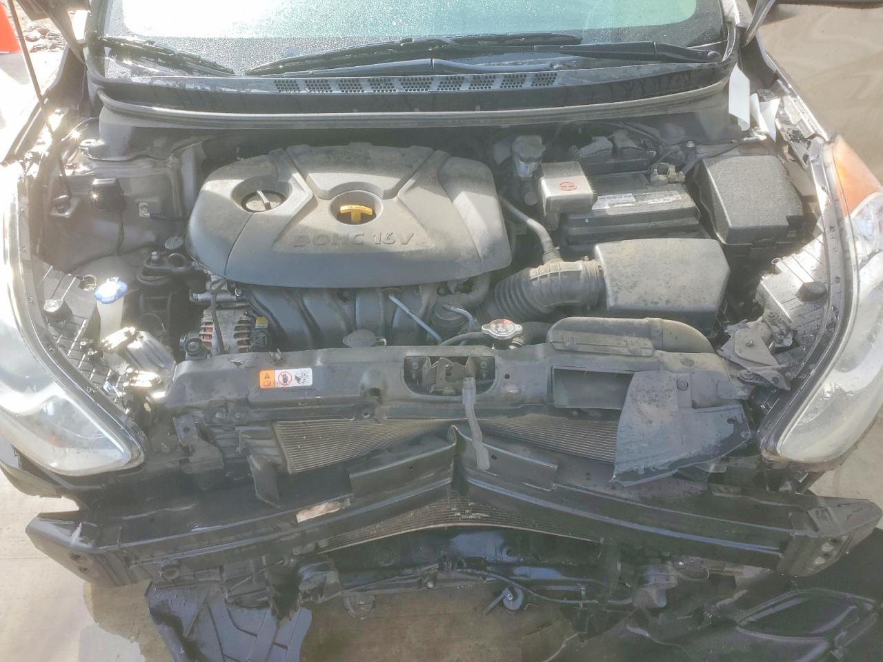 2013 HYUNDAI ELANTRA