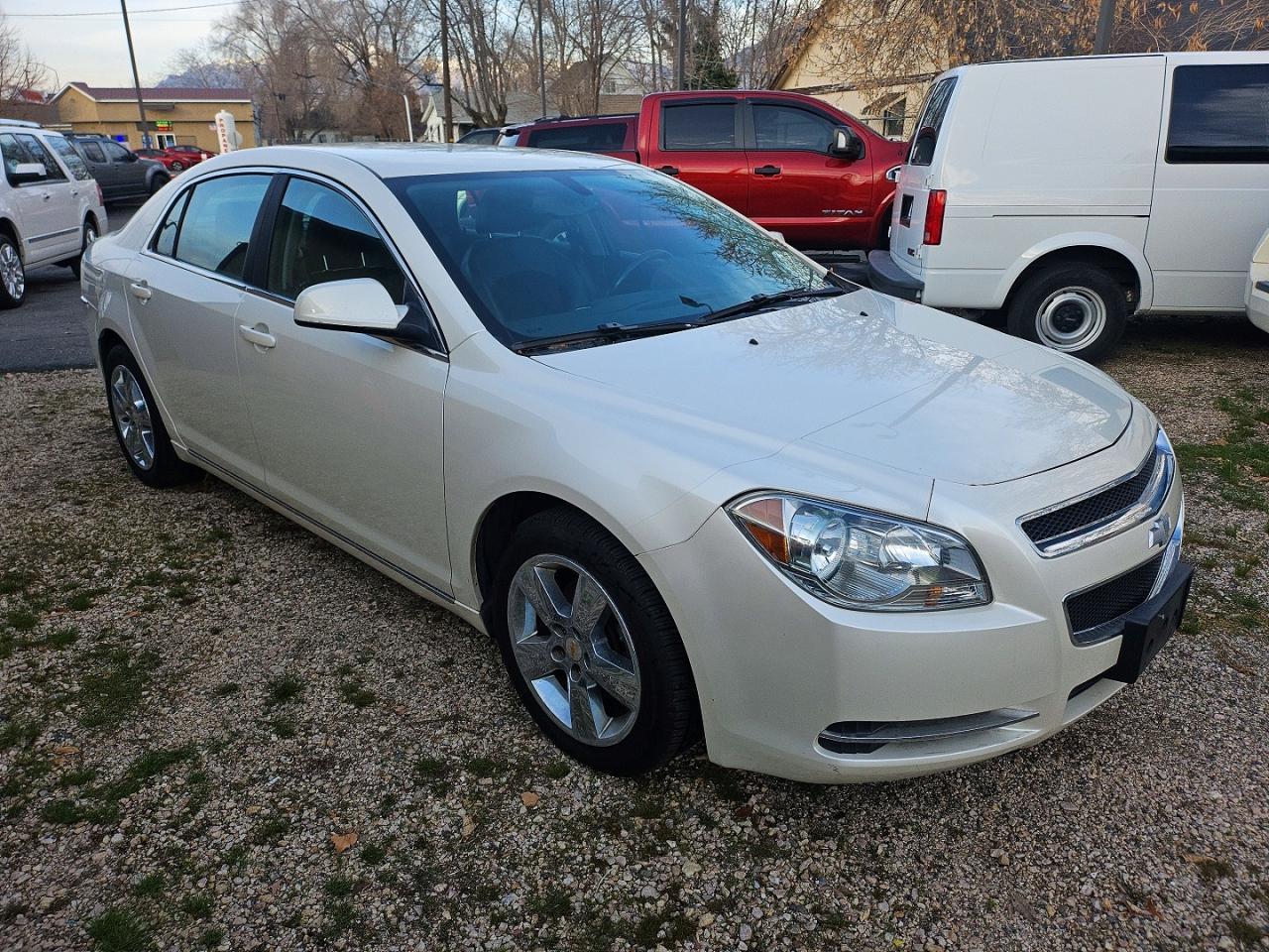 2011 CHEVROLET MALIBU