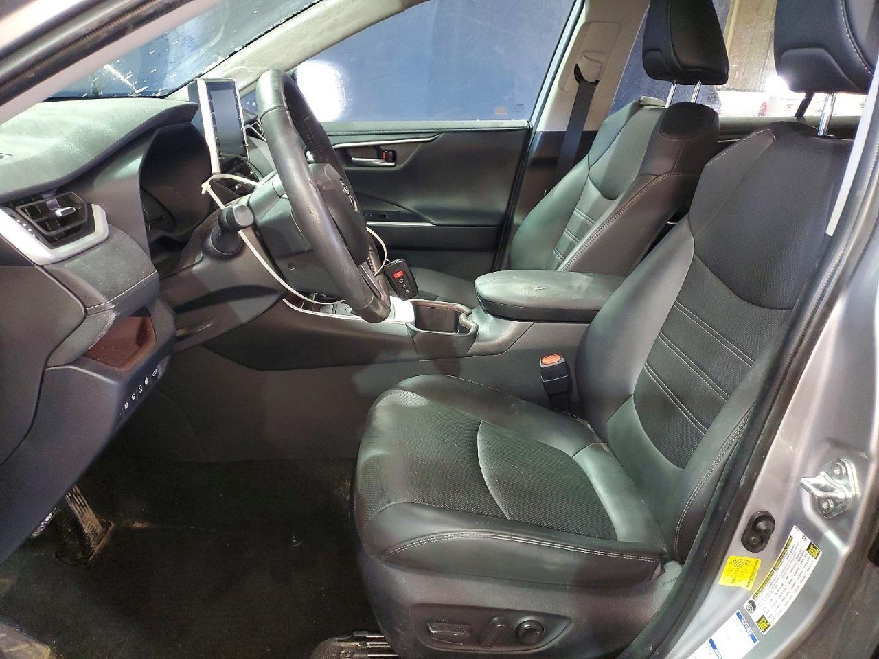 2022 TOYOTA RAV4
