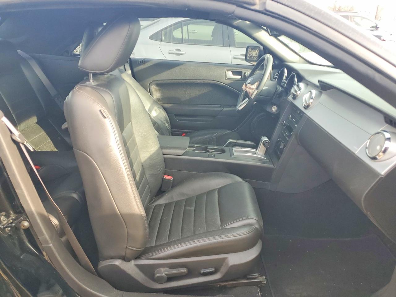 2009 FORD MUSTANG