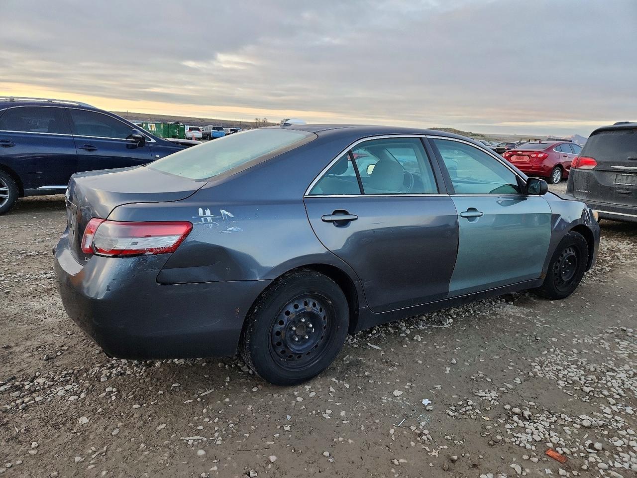 2011 TOYOTA CAMRY