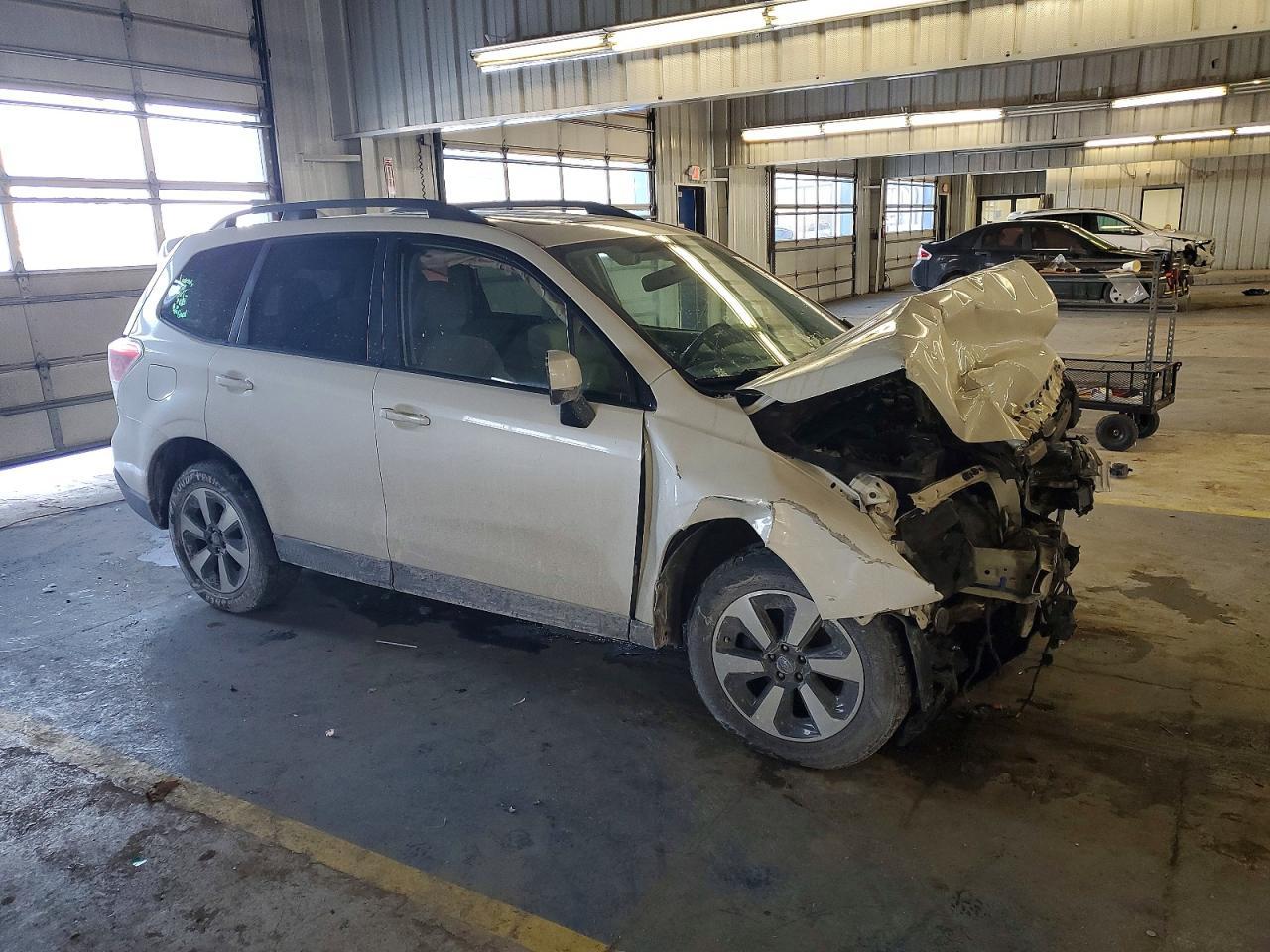 2018 SUBARU FORESTER