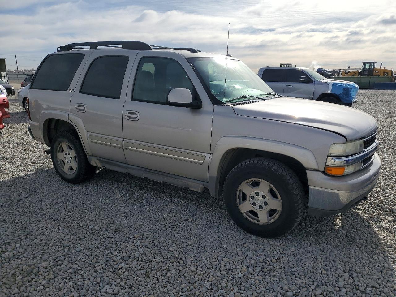 2004 CHEVROLET Tahoe
