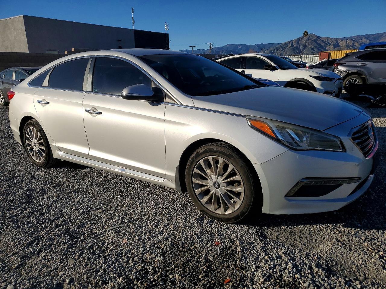 2015 HYUNDAI SONATA