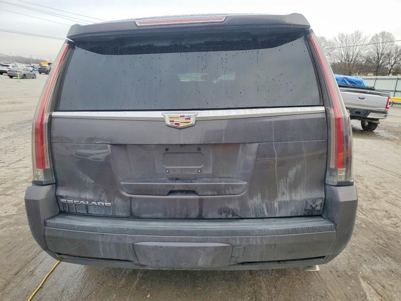 2016 CADILLAC ESCALADE