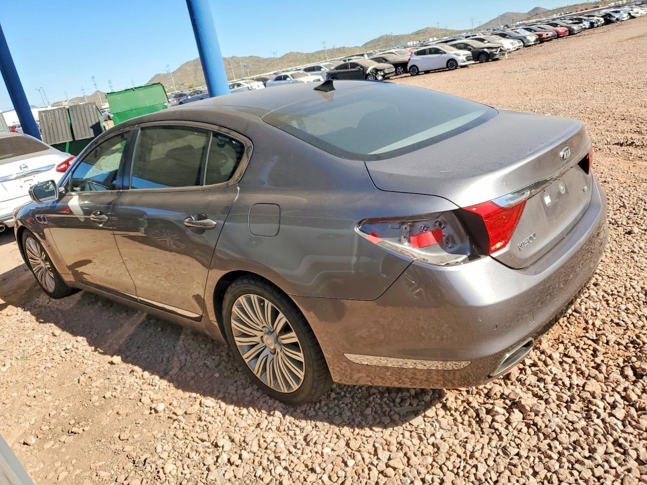 2015 KIA K900