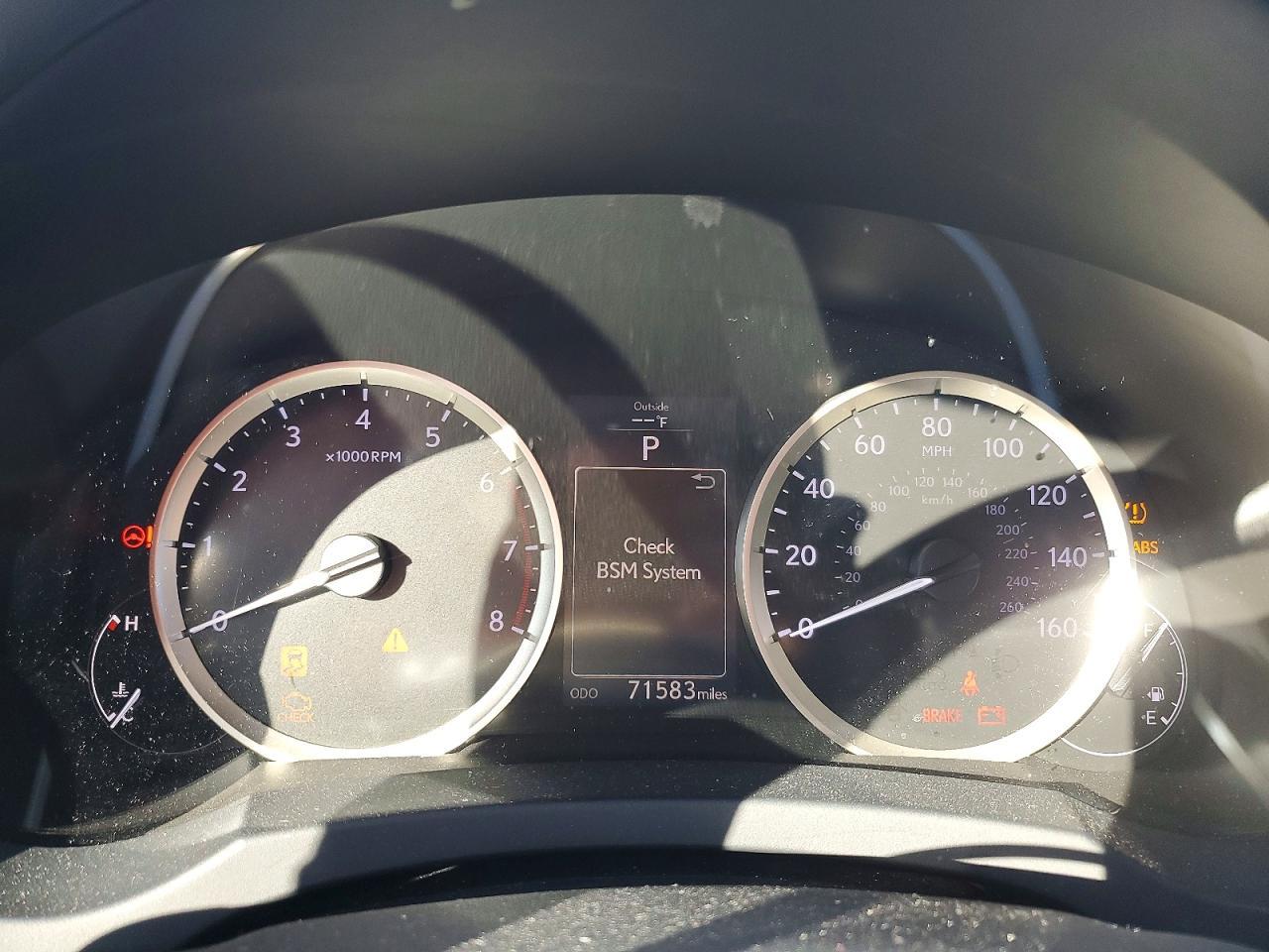 2016 LEXUS IS 200t