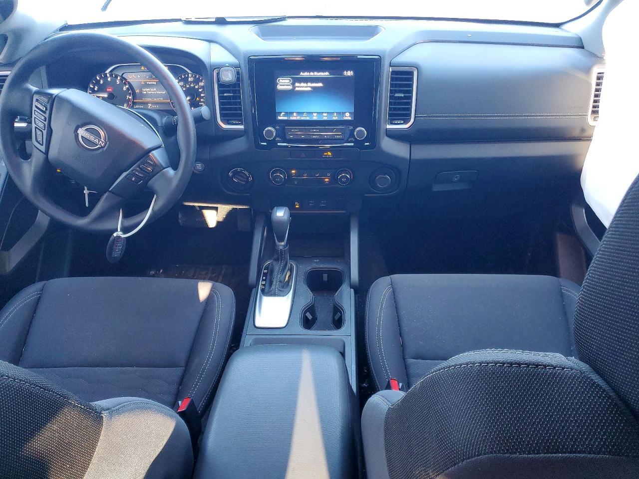 2022 NISSAN Frontier