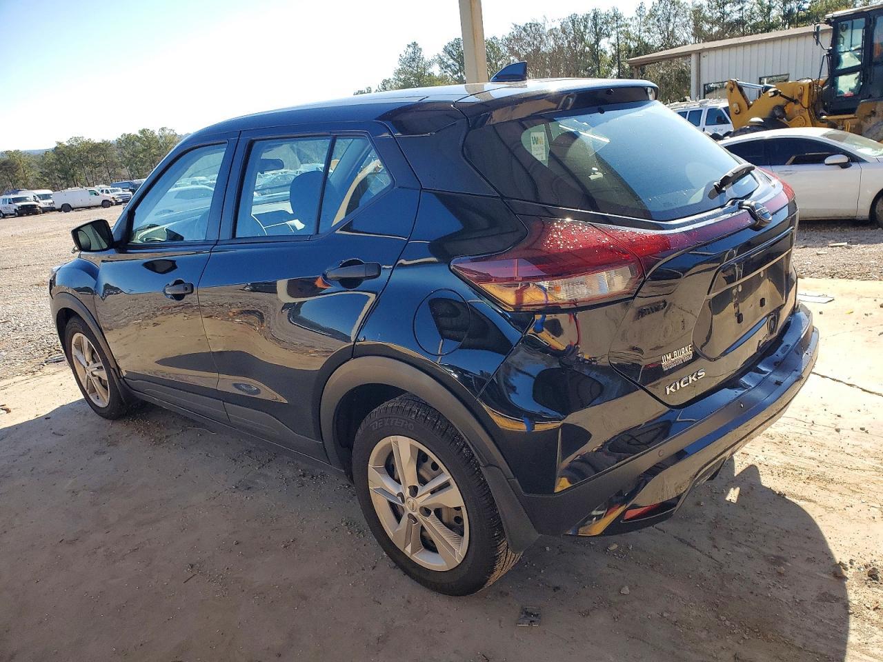 2023 NISSAN KICKS