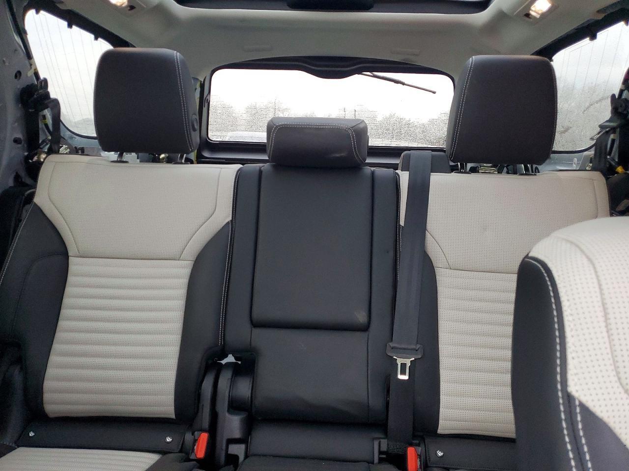 2025 LAND ROVER Discovery