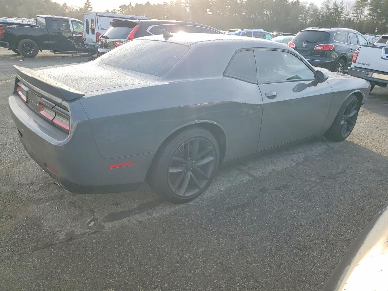 2019 DODGE Challenger