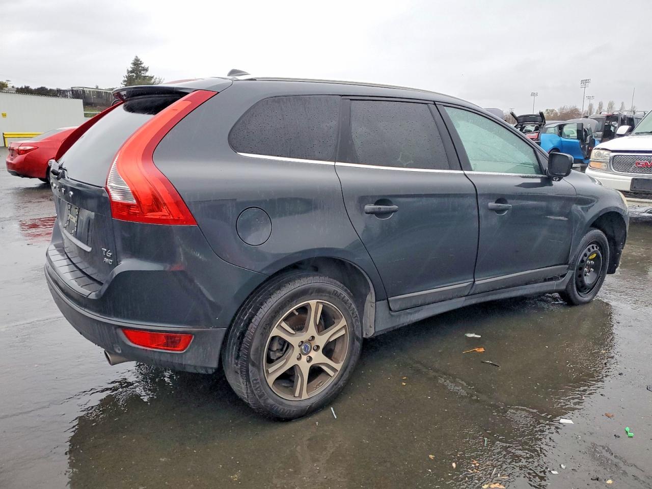 2013 VOLVO XC60